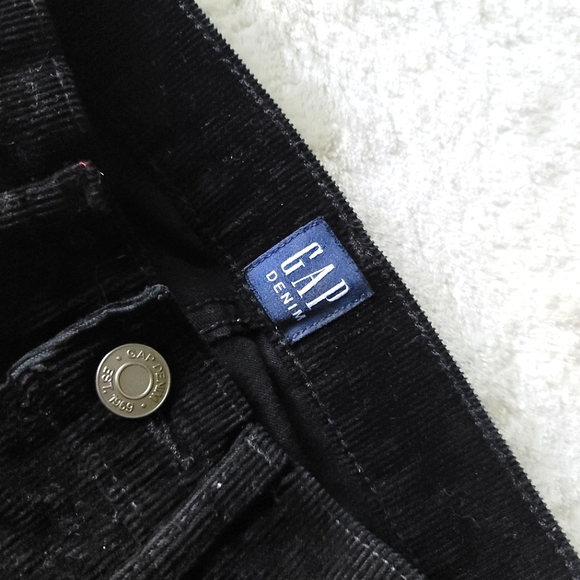 🎁Black Gap Jeans - Picture 1 of 4